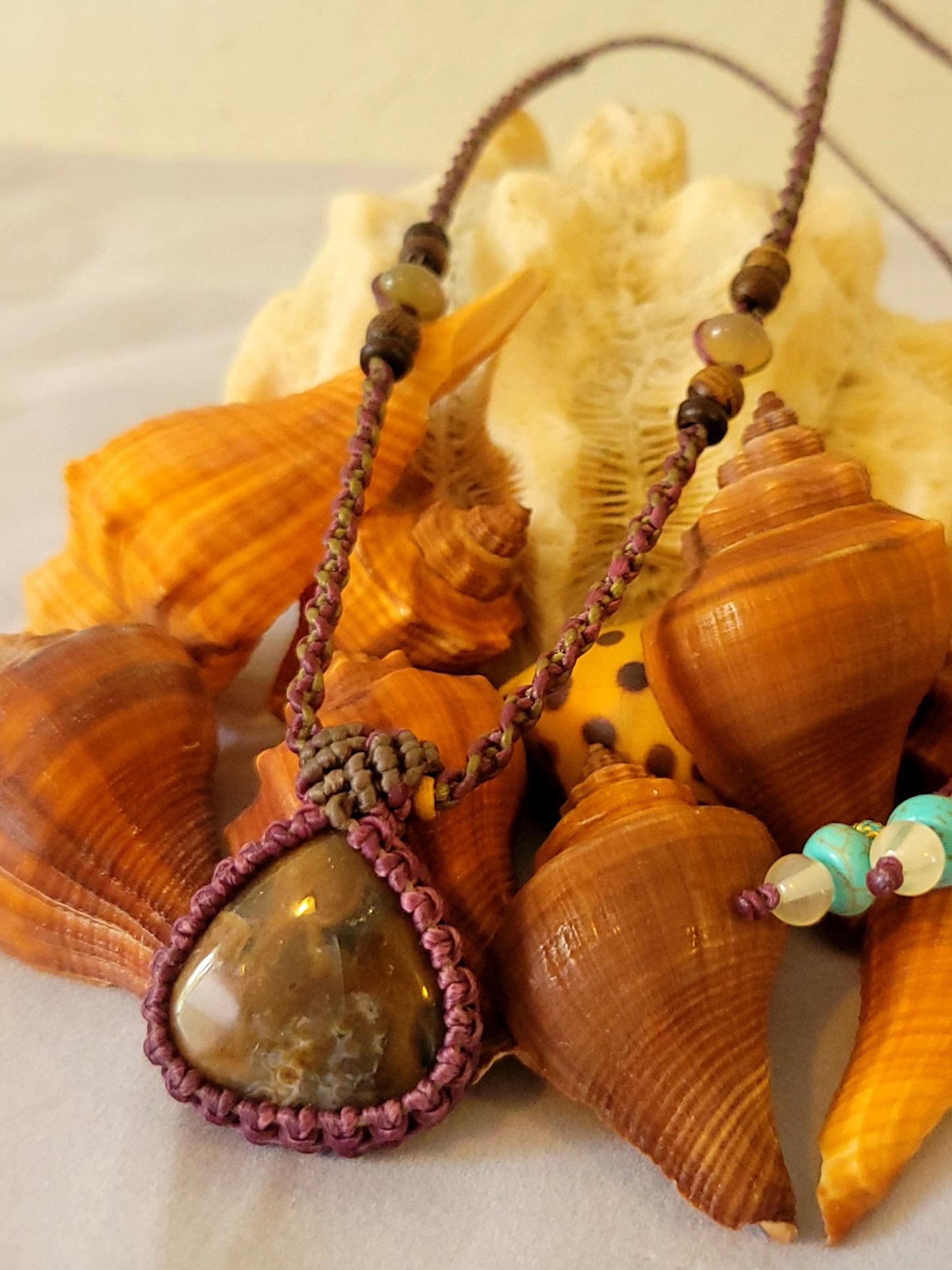 Moss Agate Pendant Necklace – Magenta Micromacrame Wrap with Stone Beads, Adjustable Length