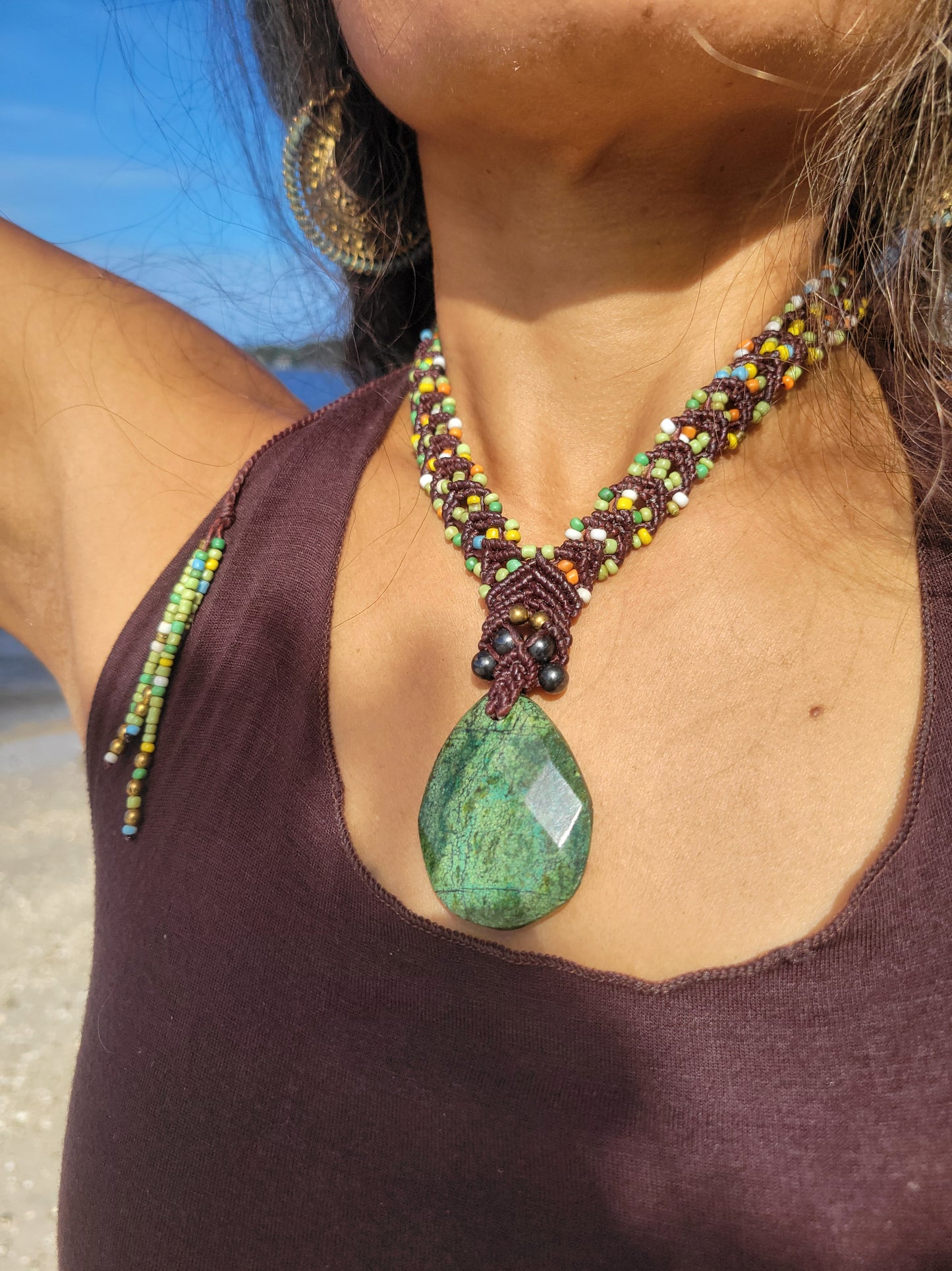 Green Kambaba Jasper Teardrop Pendant Necklace – Antique & Hematite Beads on Brown Macrame Cord