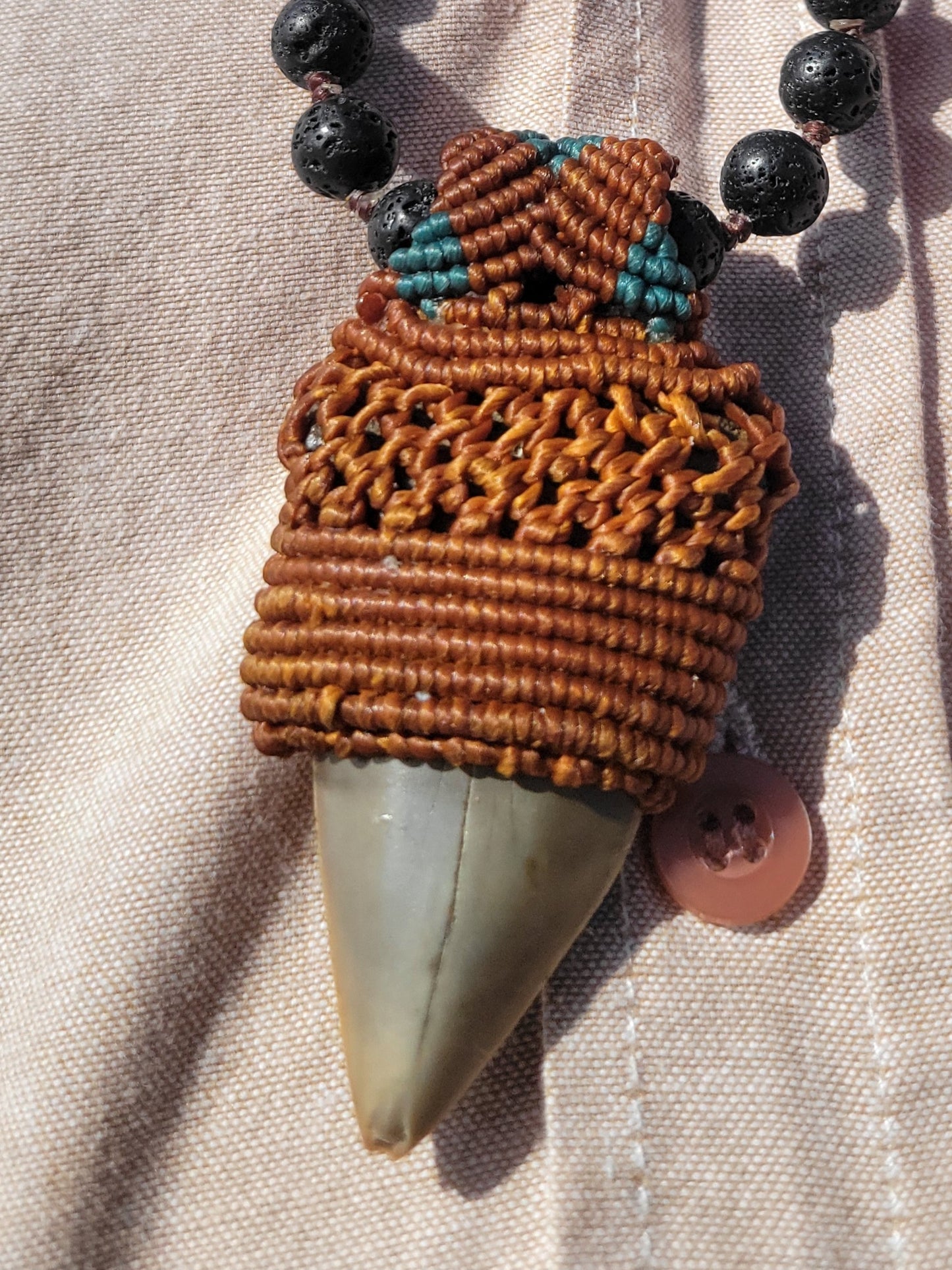Fossilized Shark Tooth Necklace with Black Lava Beads – Prehistoric Elegance and Conservation