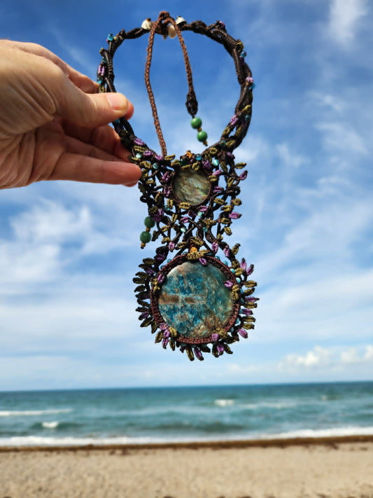 Apatite Pendant – Sky Garden Forest Spirit Choker featuring large blue apatite stone and intricate micromacramé design.