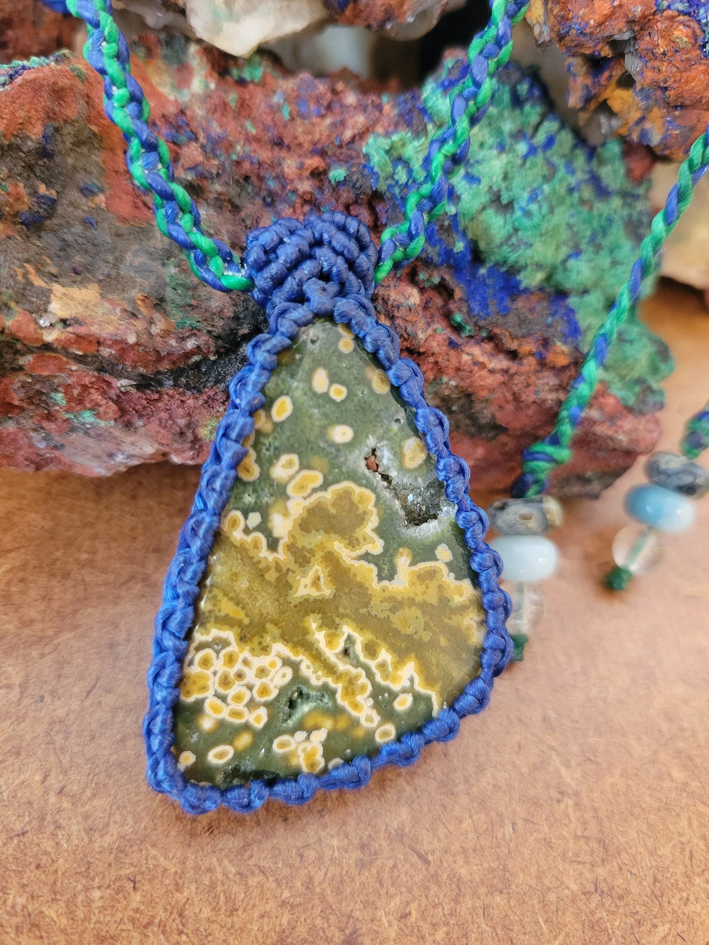 Green Ocean Jasper Trapezoidal Pendant Necklace – Blue & Turquoise Micromacrame Design
