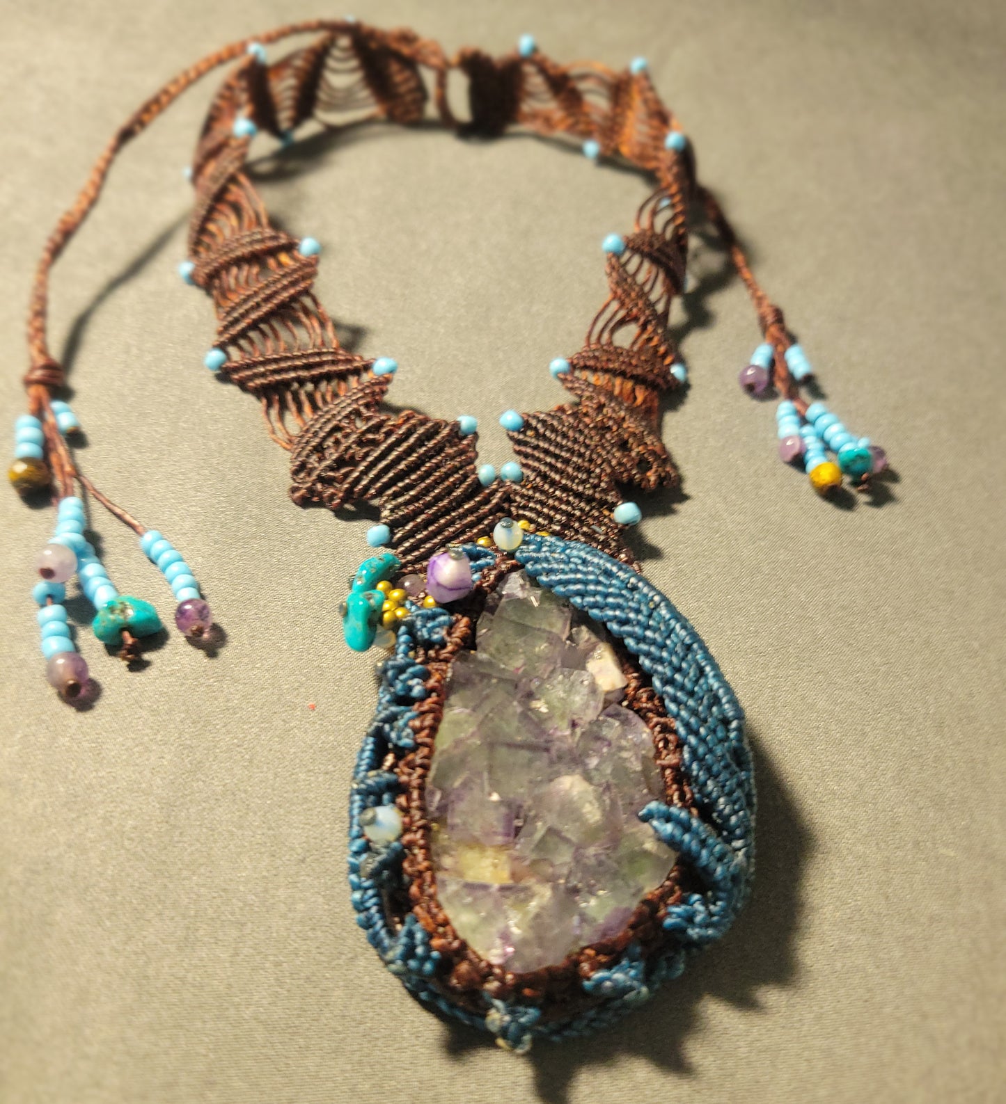 Handcrafted Raw Fluorite Geode Pendant Necklace – Adjustable Brown Geometric Macrame with Antique Stone Beads