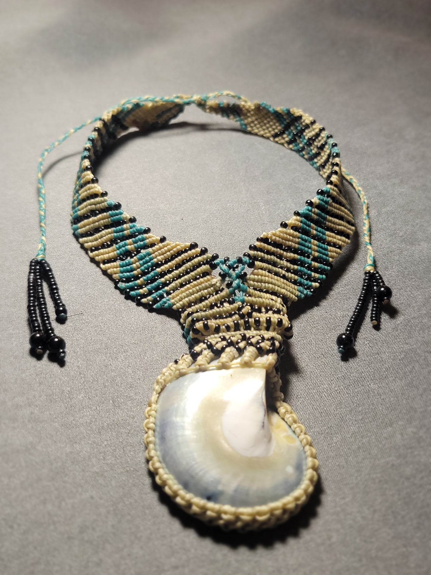 Nautilus Shell Macramé Choker – Boho Sea-Inspired Necklace with Blue & Black Accentsant elegant choker macrame necklace