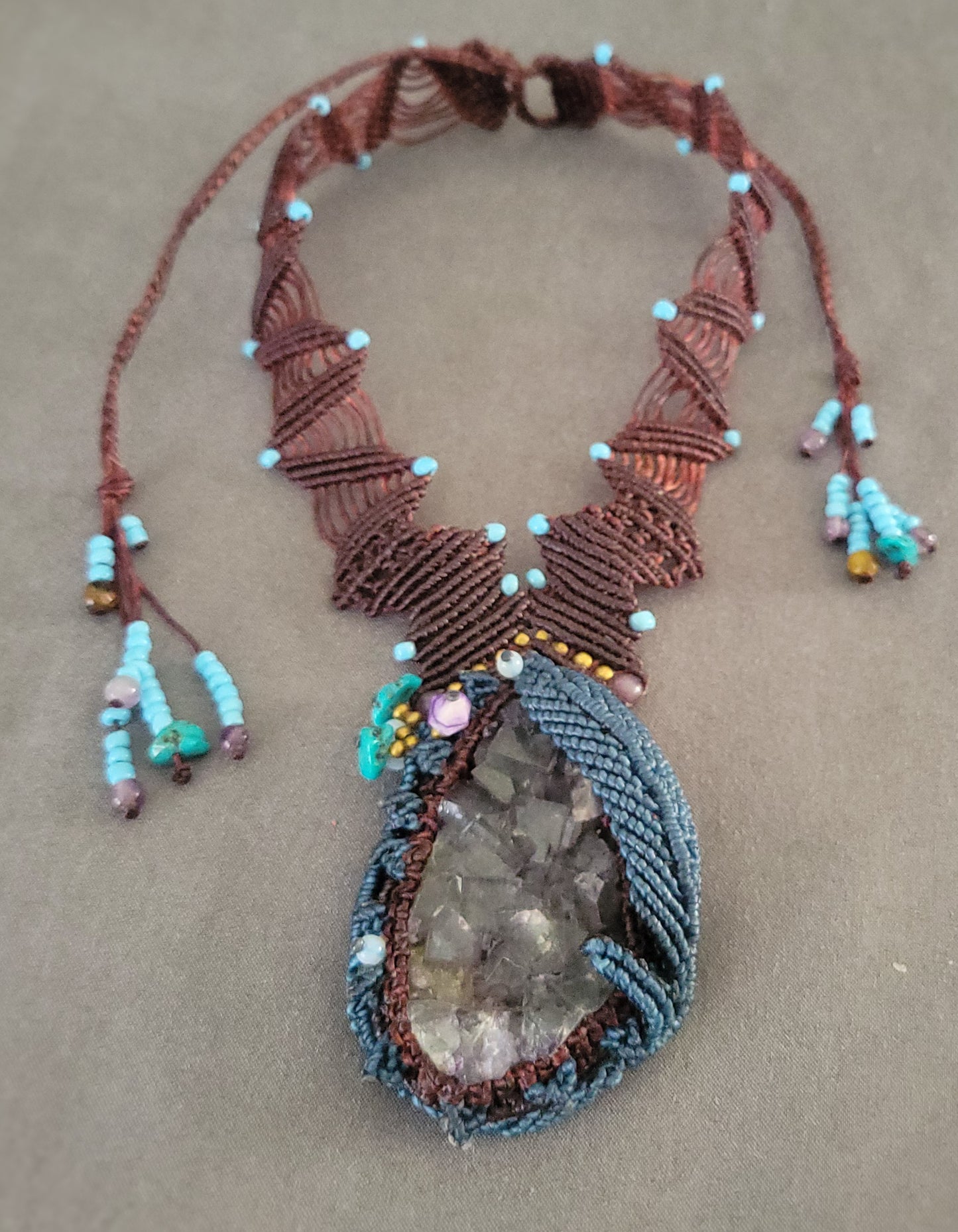 Handcrafted Raw Fluorite Geode Pendant Necklace – Adjustable Brown Geometric Macrame with Antique Stone Beads