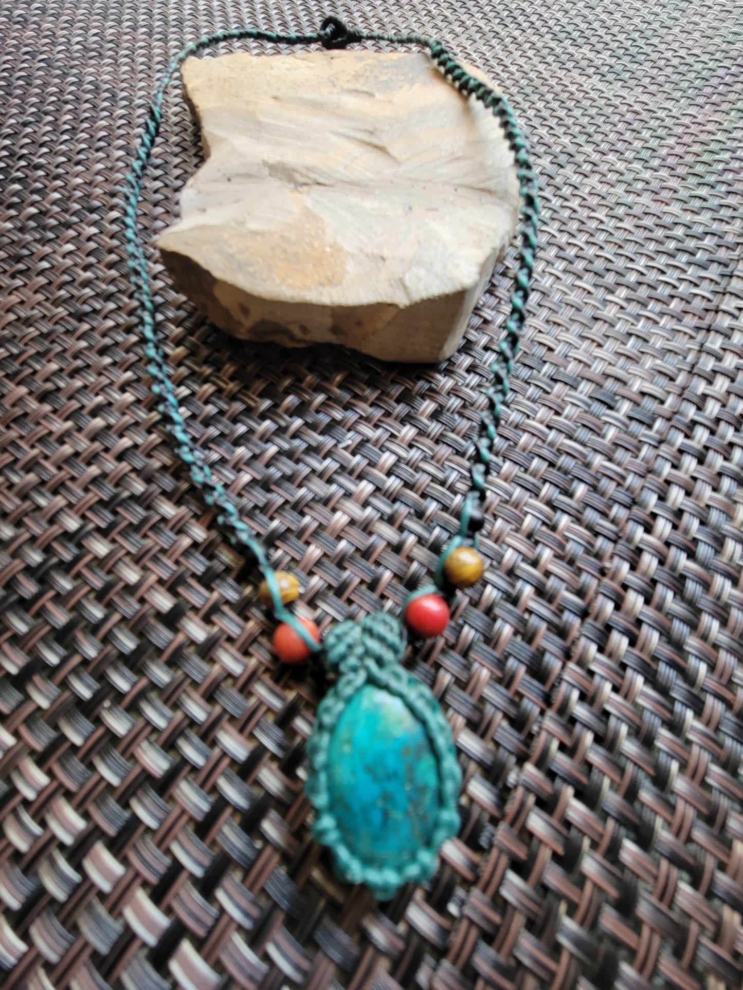 Chrysocolla Macramé Pendant Necklace – Handcrafted Blue-Green Stone on Adjustable Cord