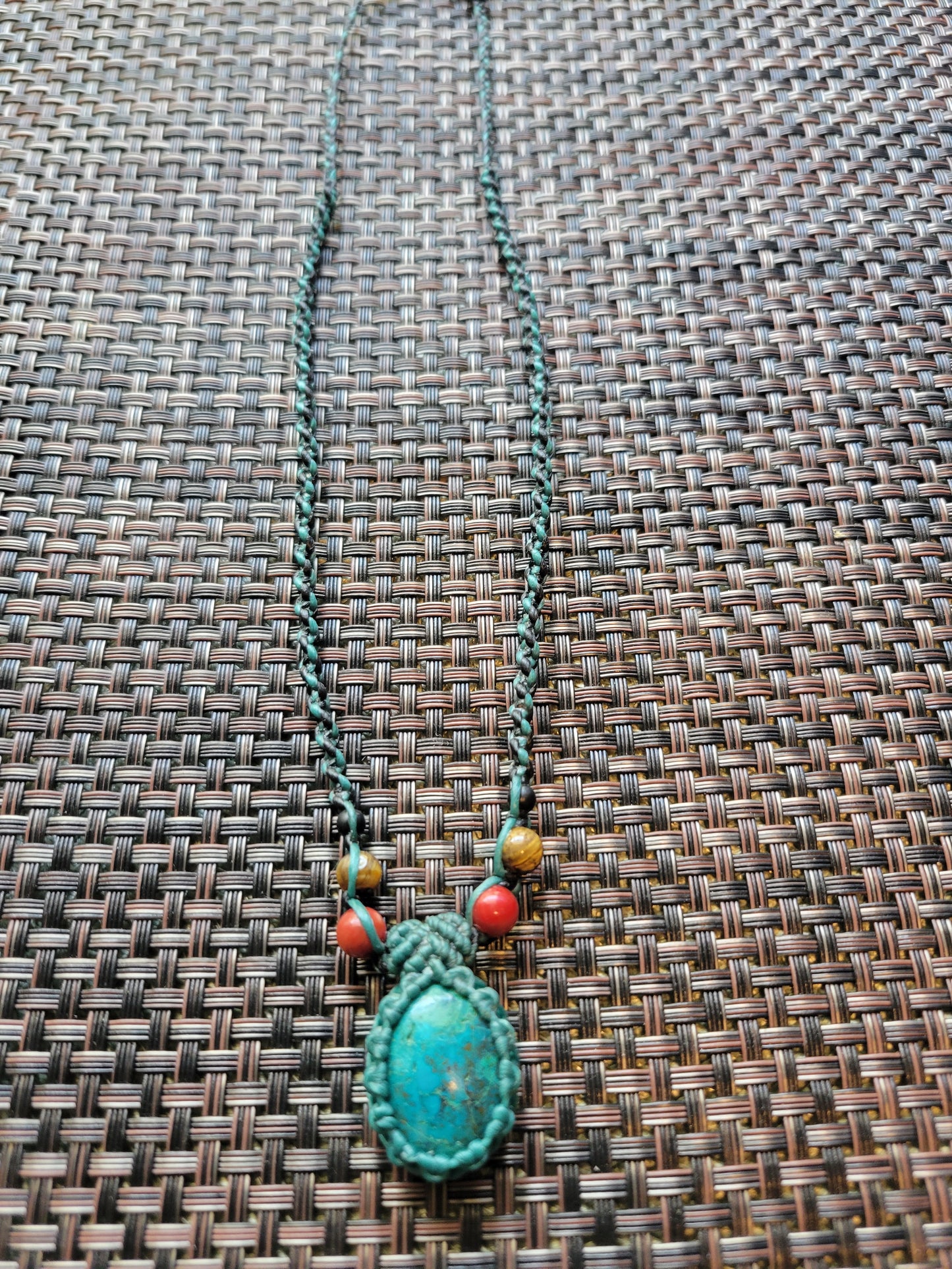 Chrysocolla Macramé Pendant Necklace – Handcrafted Blue-Green Stone on Adjustable Cord