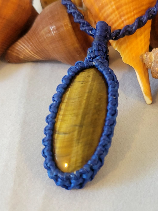 Tiger's eye stone pendant