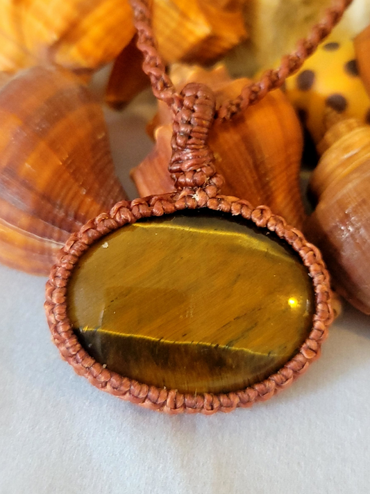 “Bronze Horizon” – Striped Tiger Eye Pendant Necklace, Brown Minimalist Adjustable Cord