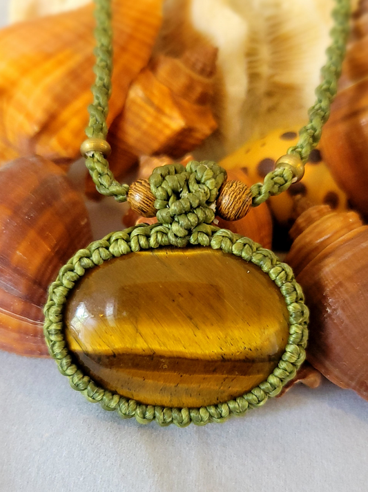 “Forest Armor” – Oval Tiger Eye Pendant Necklace, Green Cord with Wood Beads, Adjustable Unisex