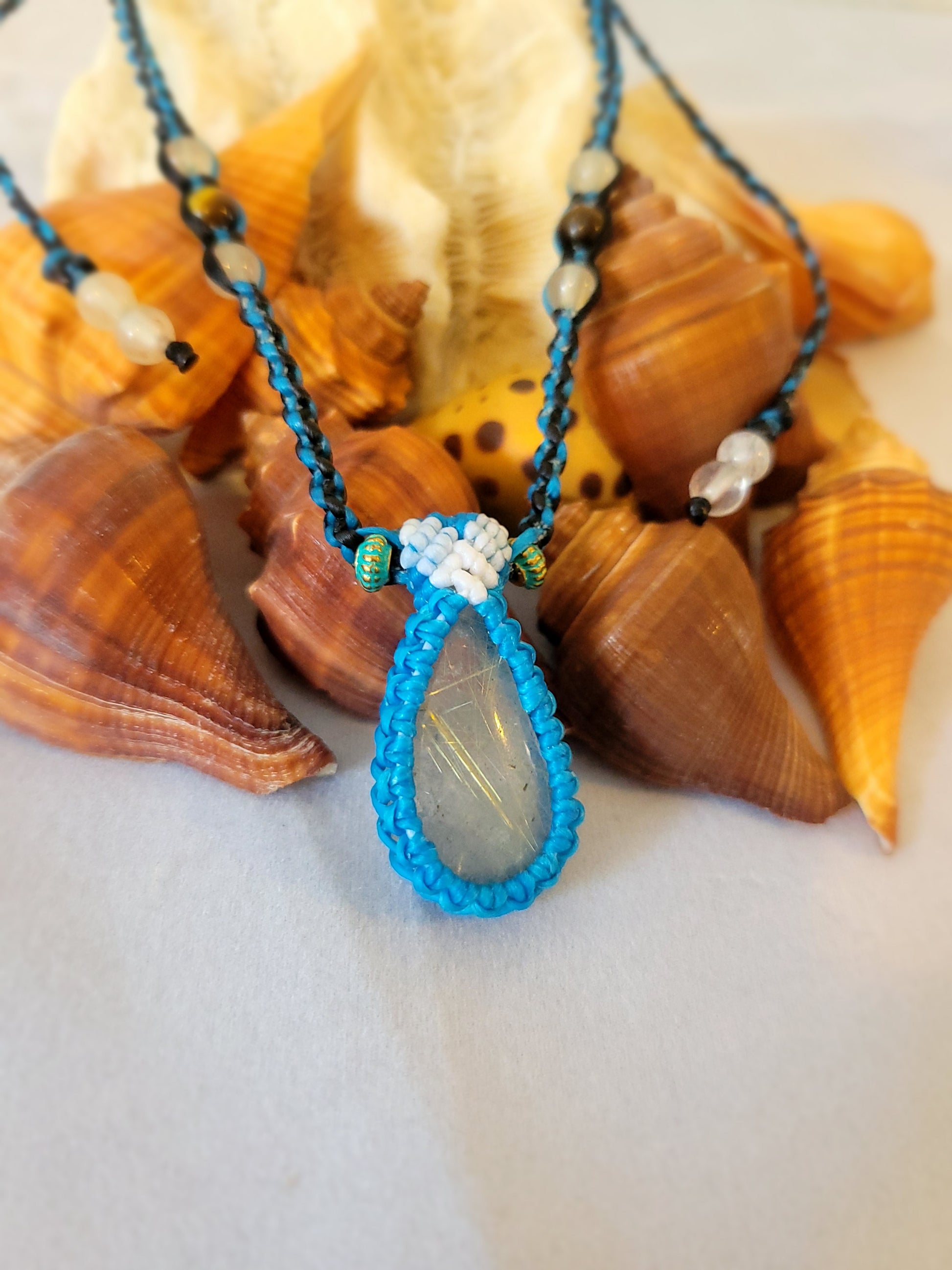 Golden quartz