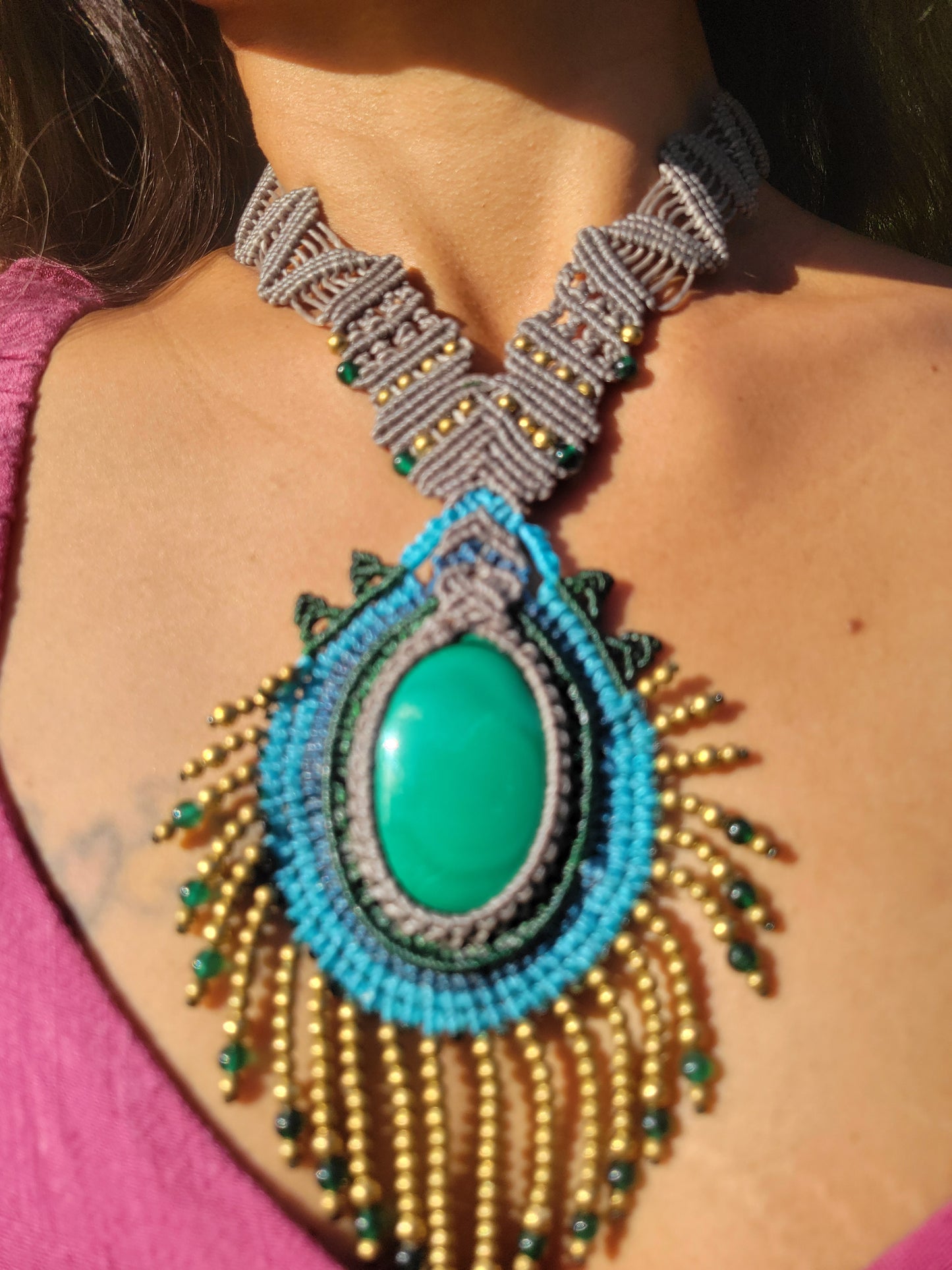 Malachite Peacock Eye Necklace – Ornate Macramé Choker with Brass, Onyx & Agate Beads