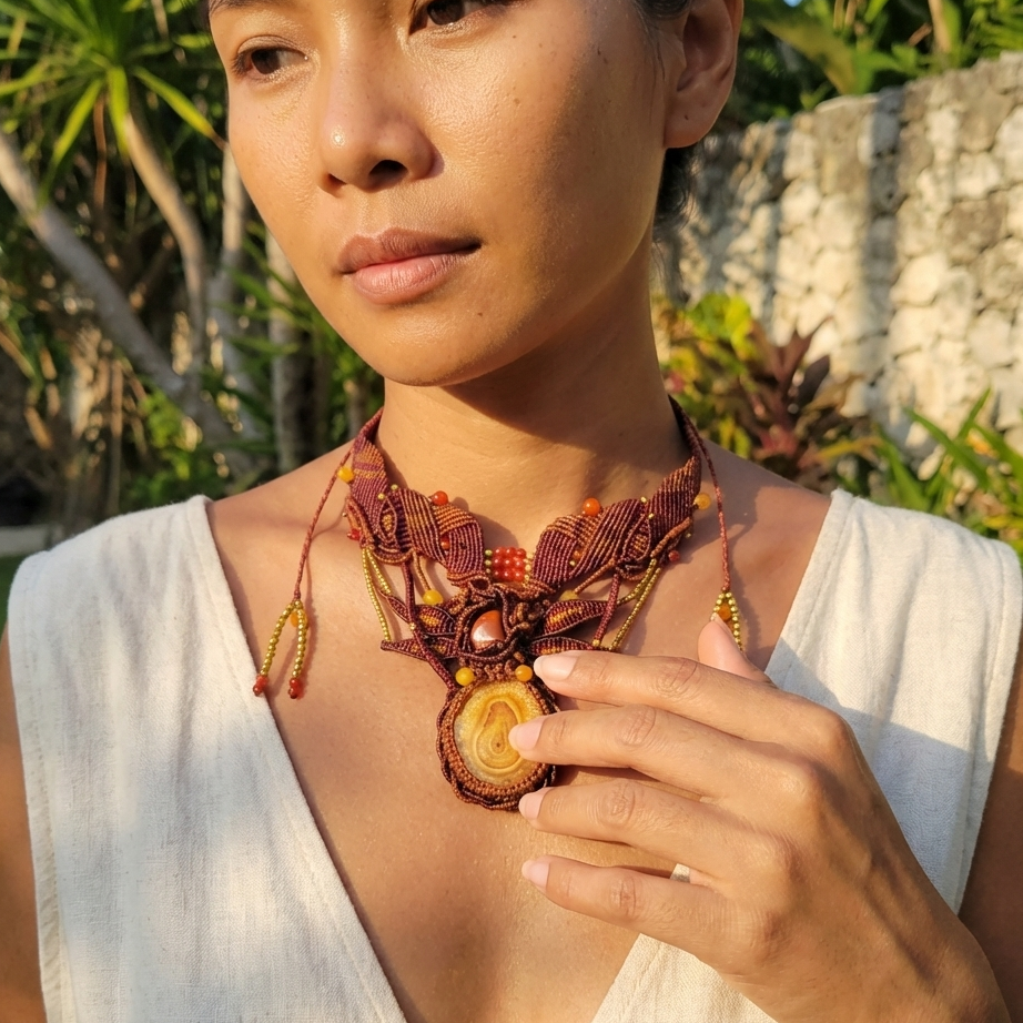 Agate Boho Necklace featuring honey yellow agate stalactite and red carnelian beads on a macramé choker.
