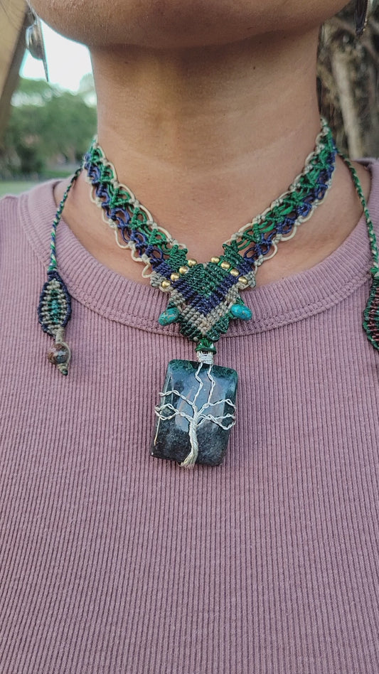 Amethyst Pendant Necklace – Tree of Life Boho Macramé Choker