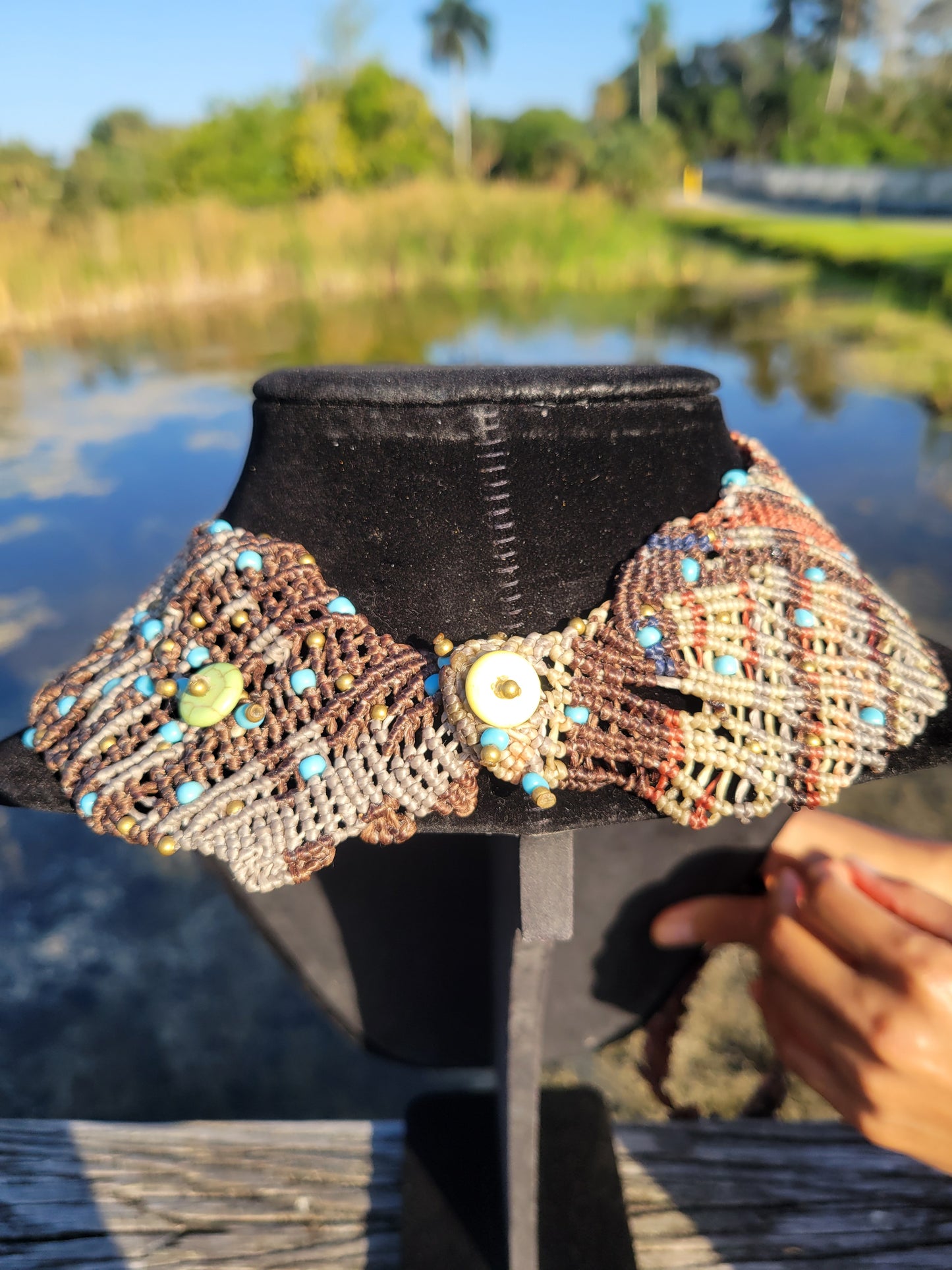 Raw Quartz Macramé Choker – Handwoven Statement Necklace with Leaves & Turquoise Charm