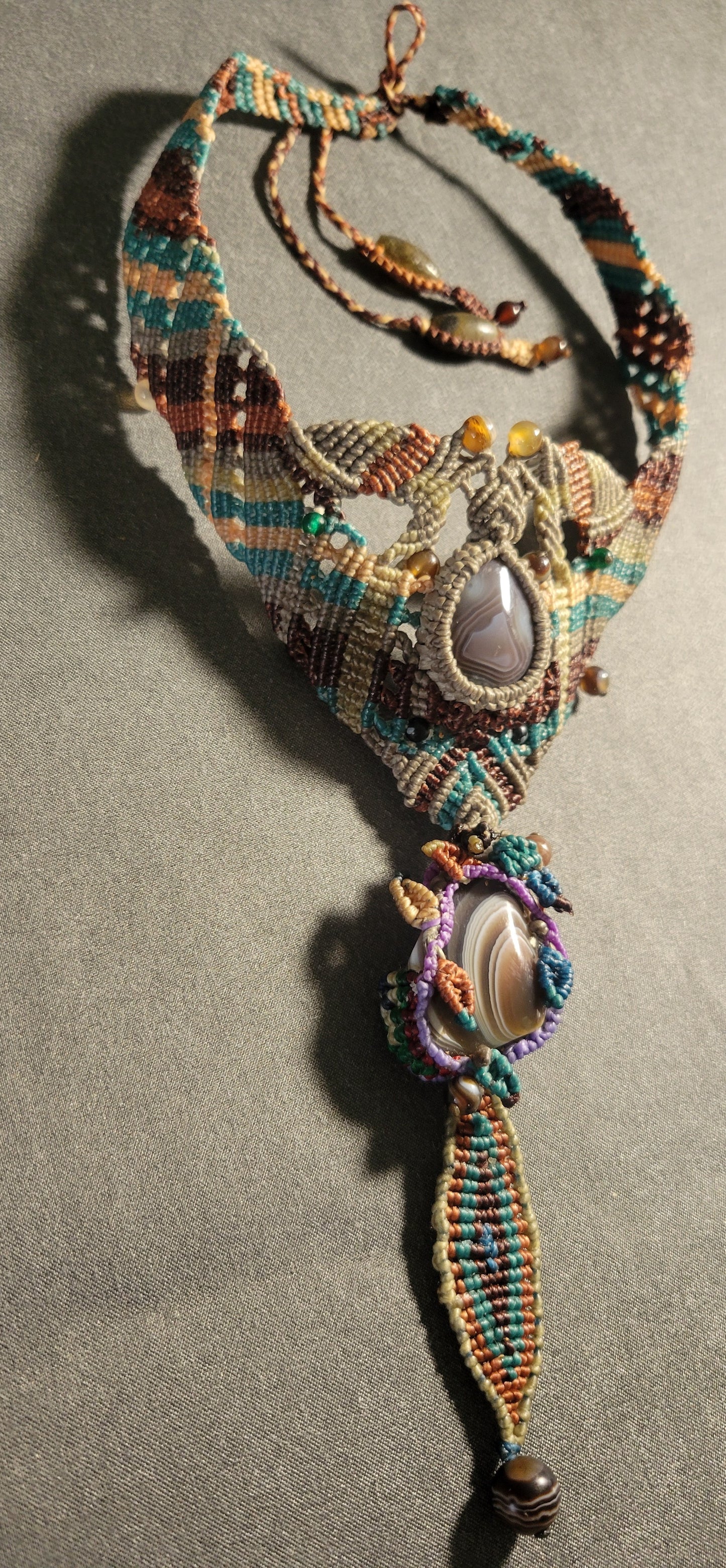 Botswana Agate earthy double-pendant boho tribal choker with macramé detailing and natural agate stones.