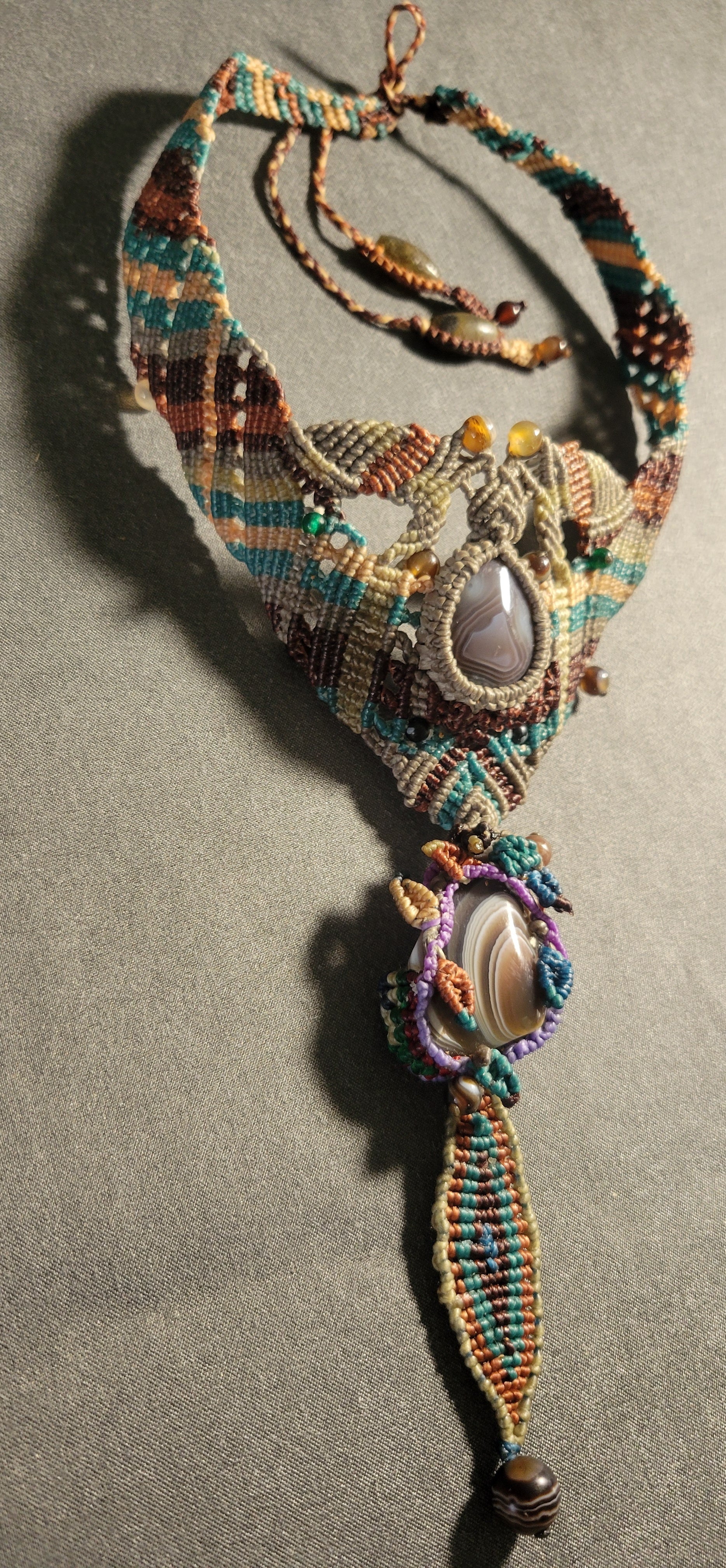Botswana Agate earthy double-pendant boho tribal choker with macramé detailing and natural agate stones.