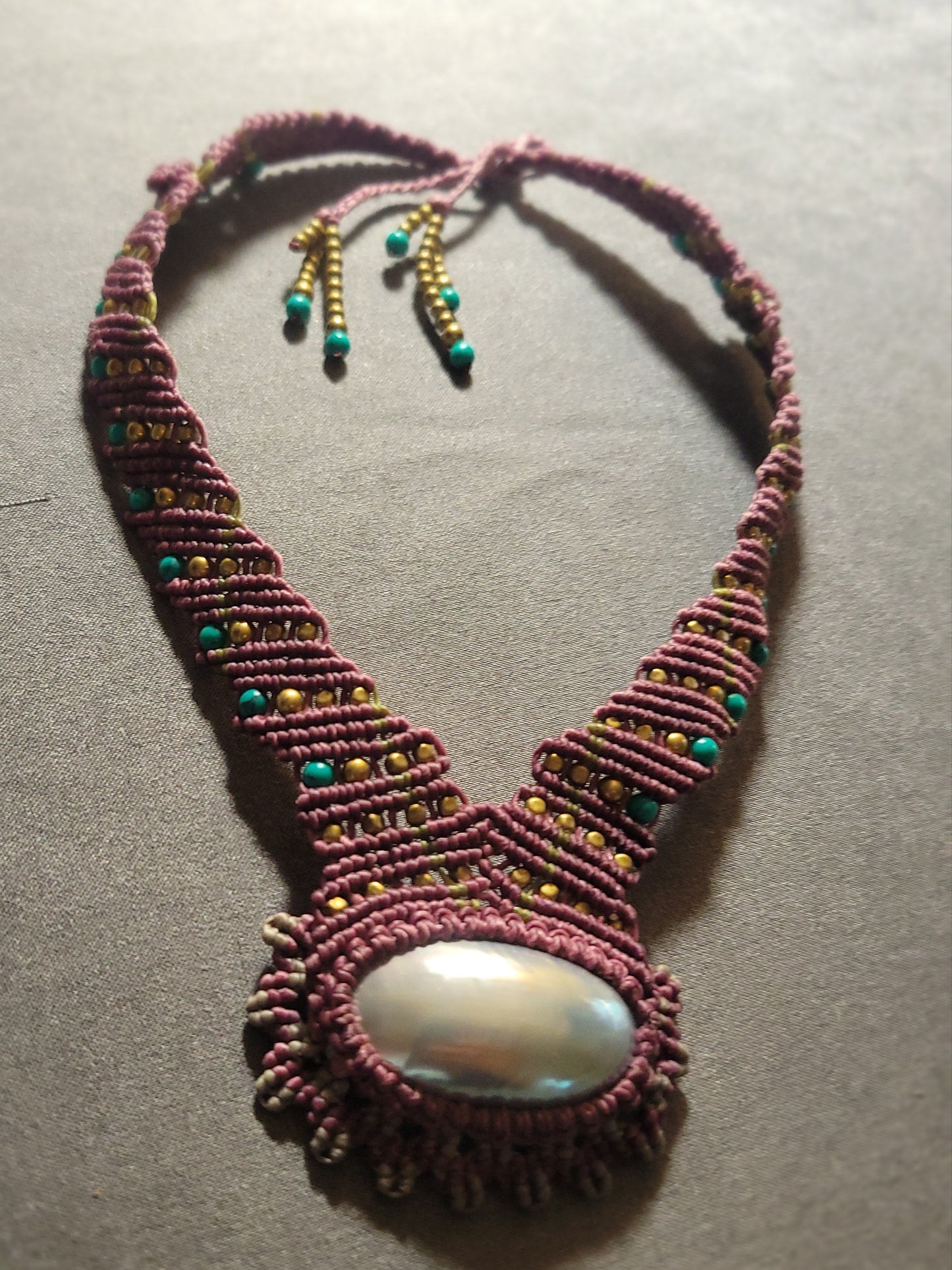 Mother of Pearl Choker Necklace