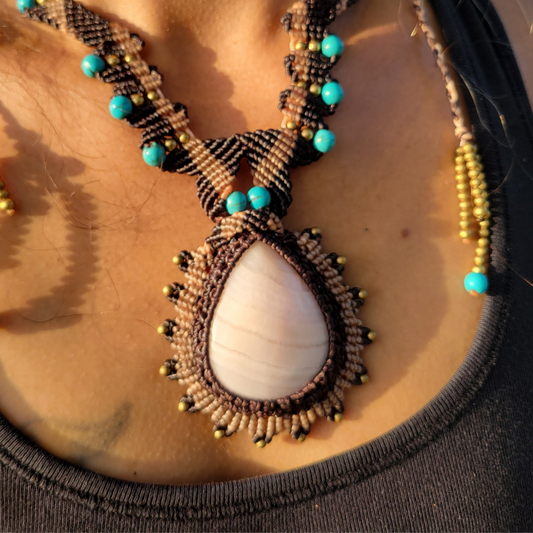 Large Oink Calcite Pendant Neckalce