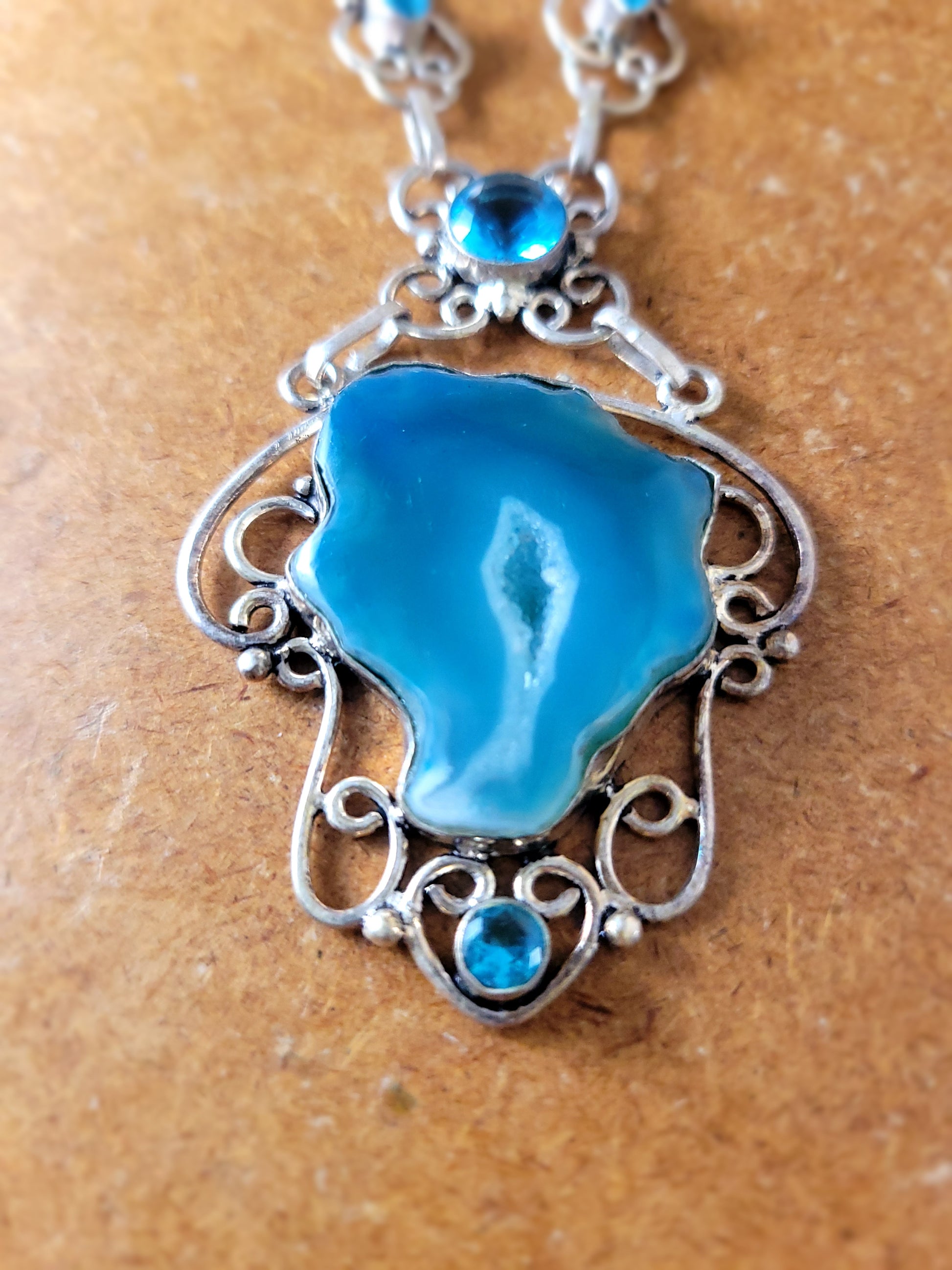 Blue Druzy Agate & Topaz Pendan