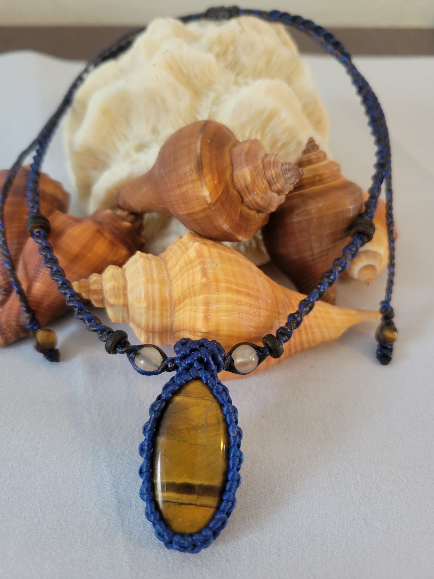 oval tiger eye pendant