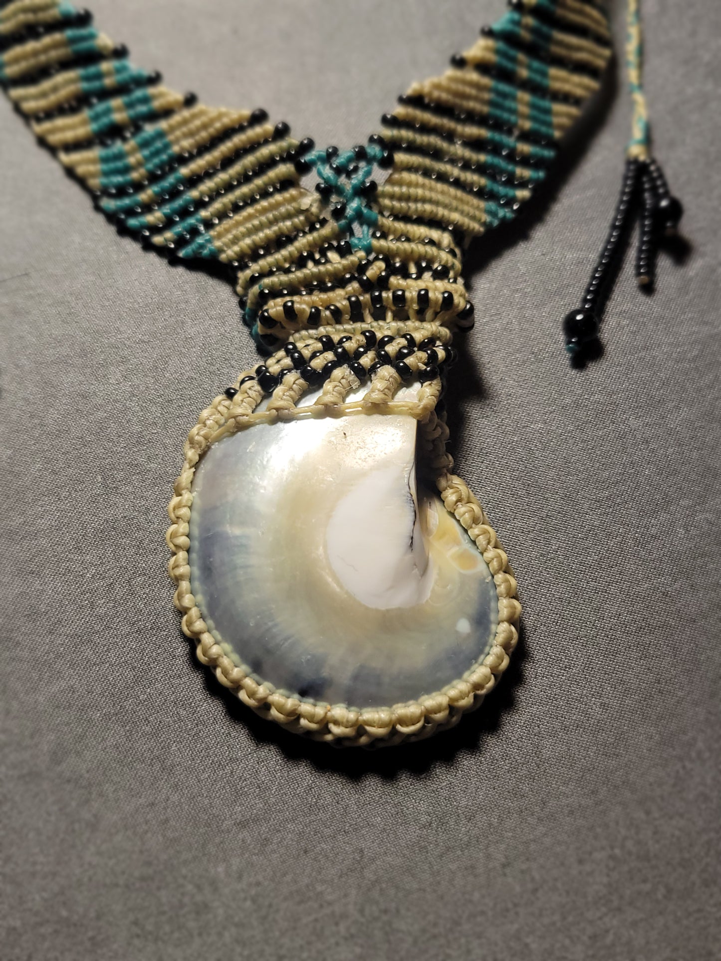 Nautilus Shell Macramé Choker – Boho Sea-Inspired Necklace with Blue & Black Accentsant elegant choker macrame necklace