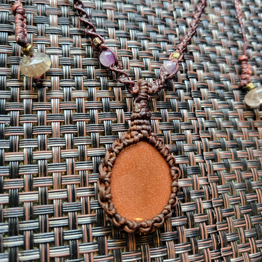 Gold sand stone macrame necklace