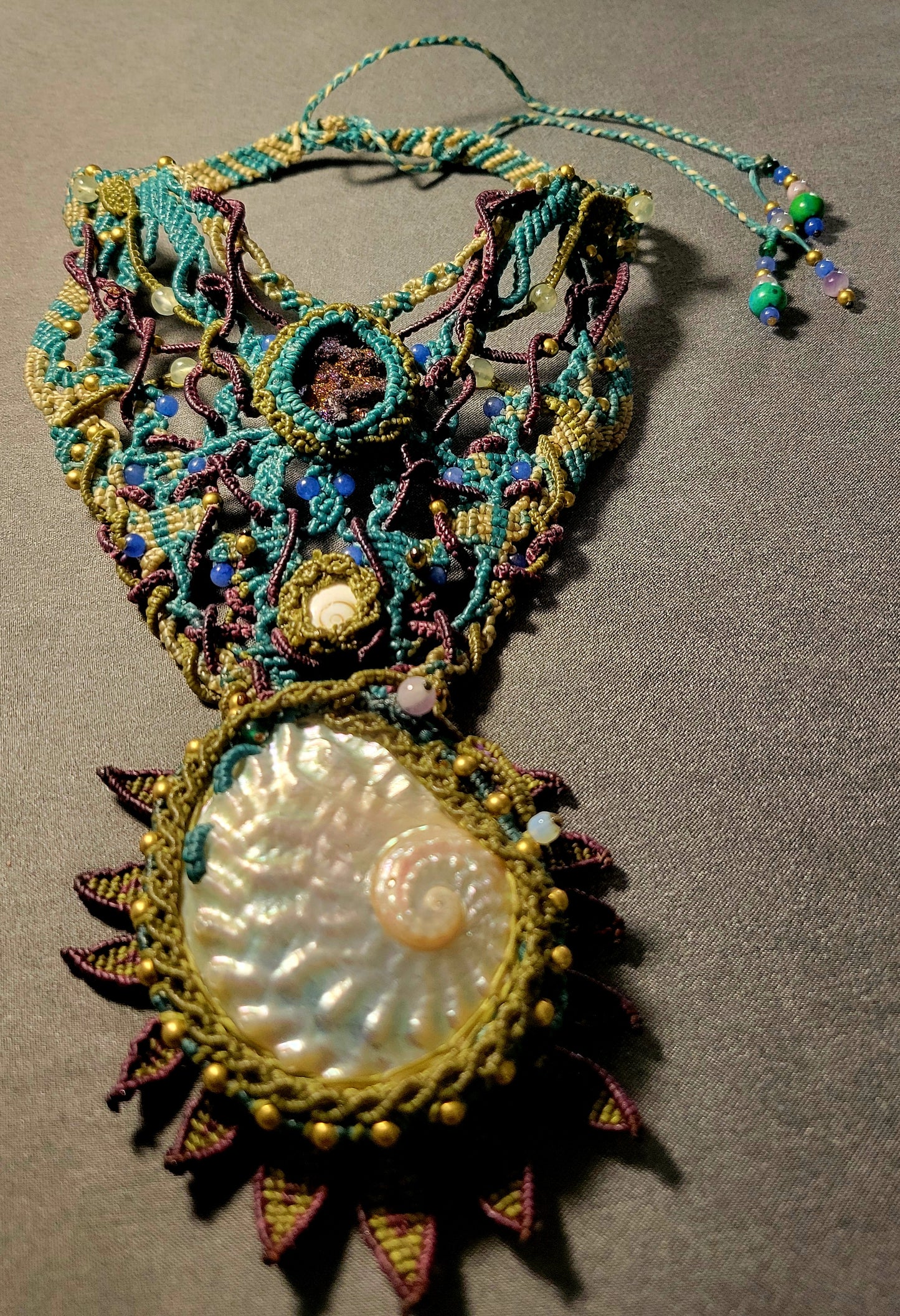 Shell Pendant – Ocean Priestess Abalone Statement Choker featuring large abalone and mixed stone accents.