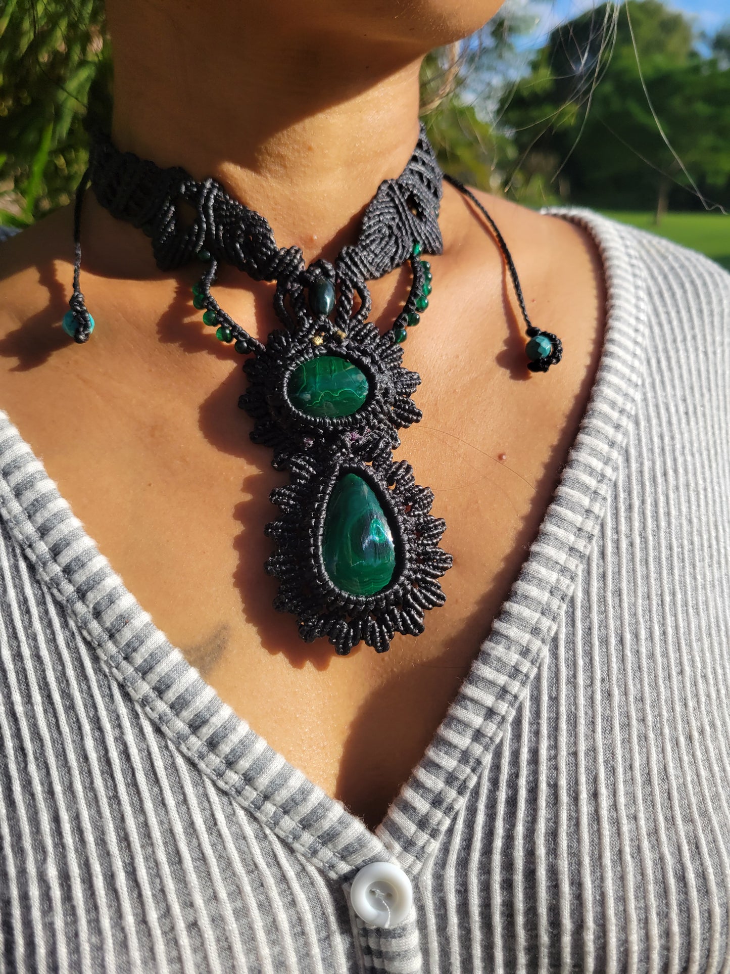 Dark macramé malachite jewelry with green gemstones