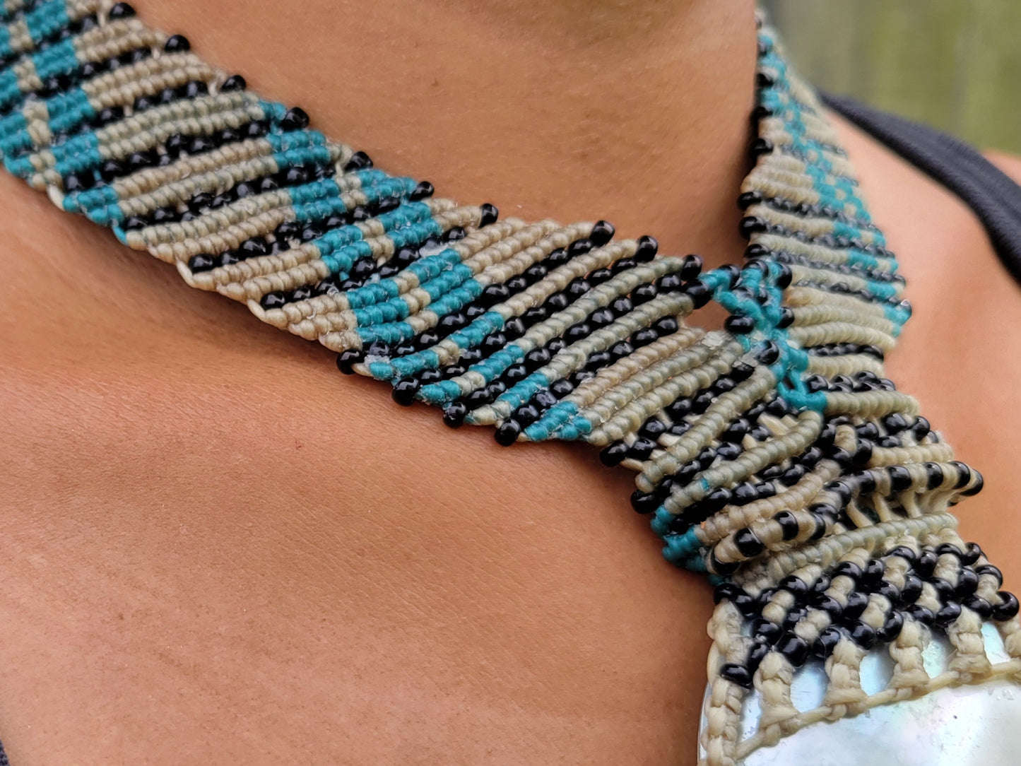 Nautilus Shell Macramé Choker – Boho Sea-Inspired Necklace with Blue & Black Accentsant elegant choker macrame necklace