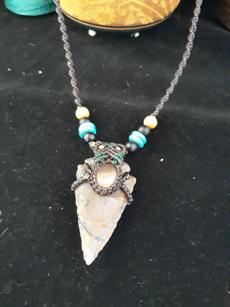 Handcrafted Jasper Arrowhead Pendant Necklace – 66cm Macrame Design with Agate and Assorted Beads